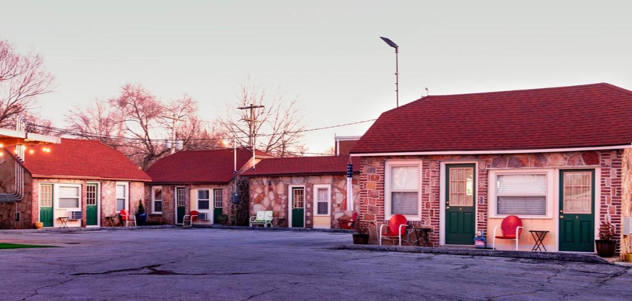 Rockwood Motor Court Motel Springfield Buitenkant foto