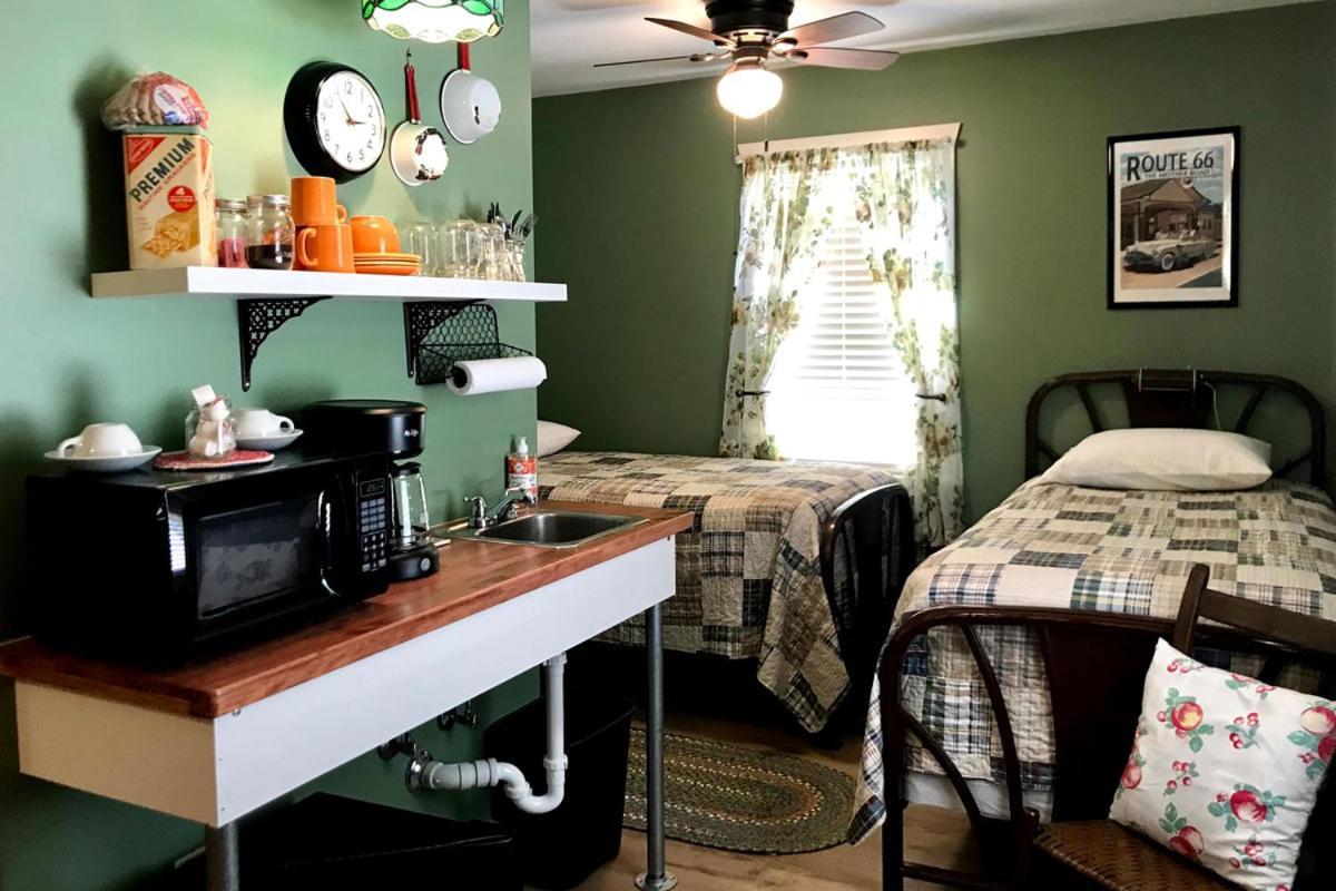 Rockwood Motor Court Motel Springfield Buitenkant foto